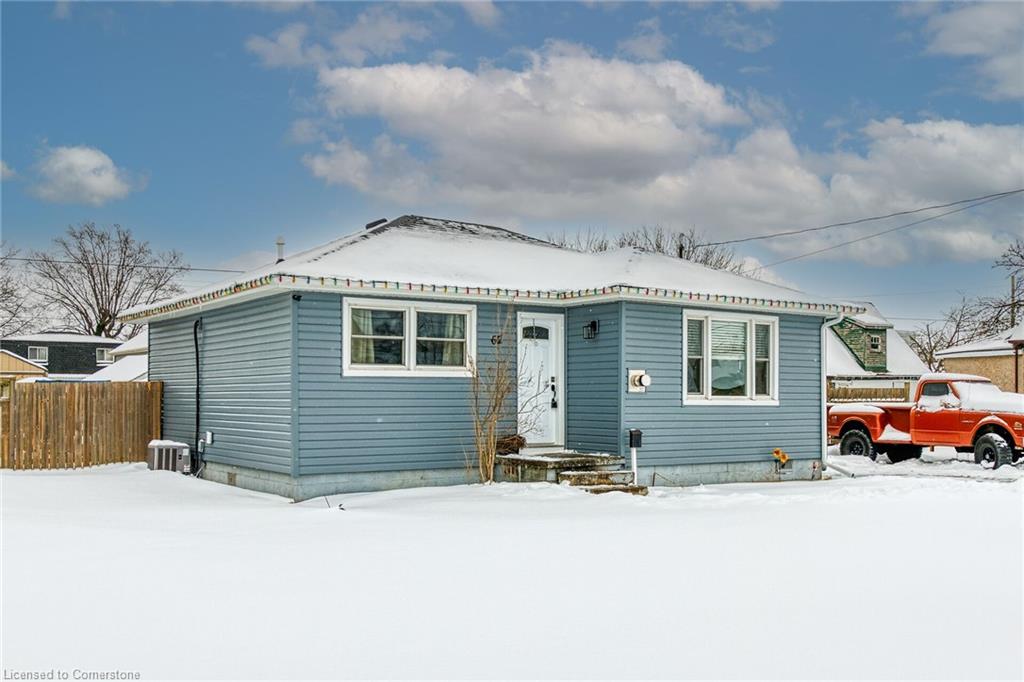 62 Knoll Street Property Photo