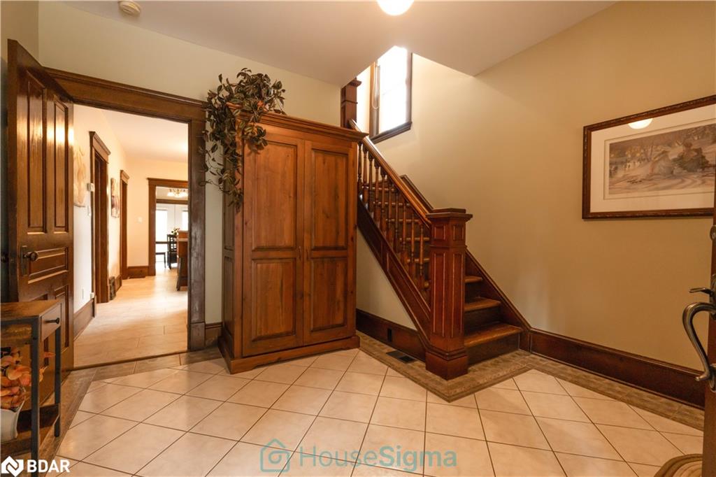 212 Front Street Property Photo 7