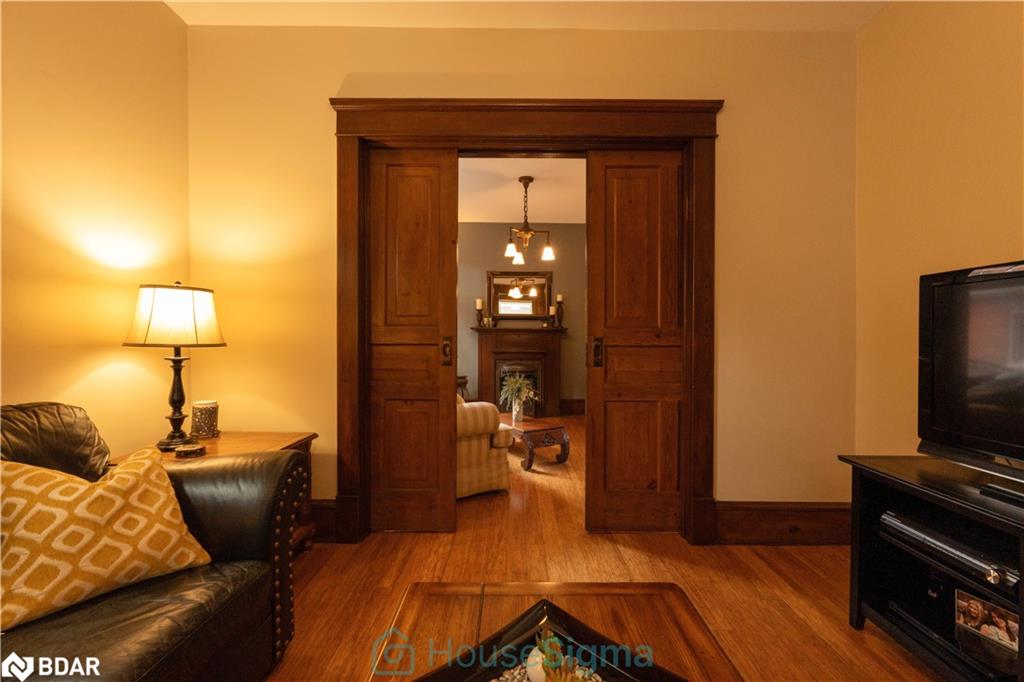 212 Front Street Property Photo 15