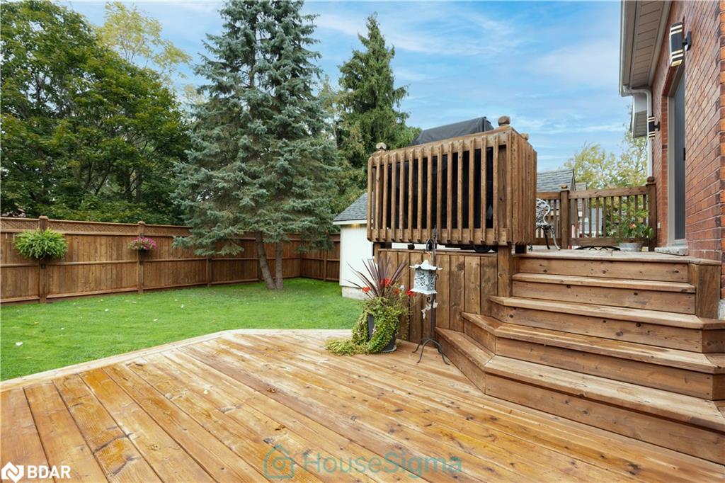 212 Front Street Property Photo 35