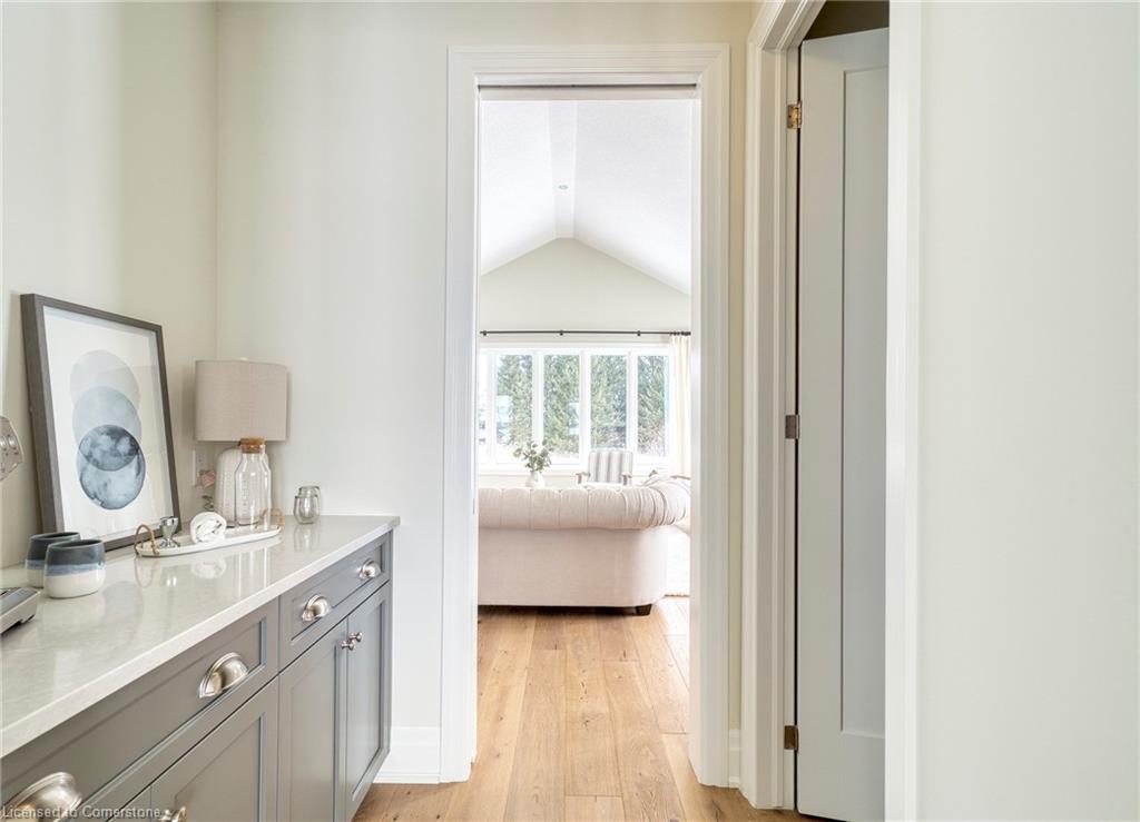 30 Inverhill Road Property Photo 7