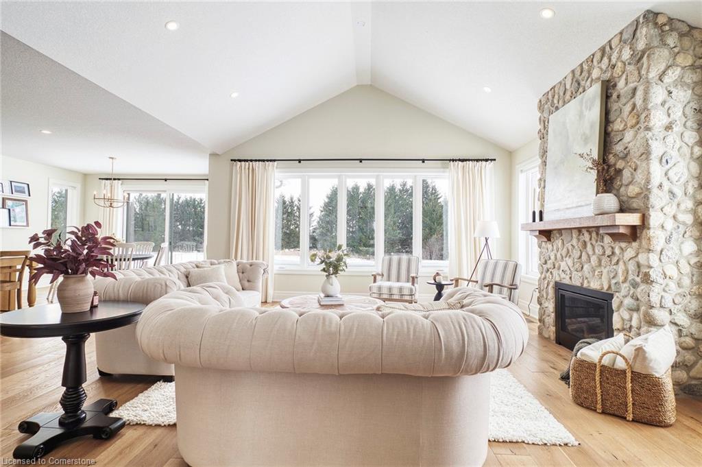 30 Inverhill Road Property Photo 8