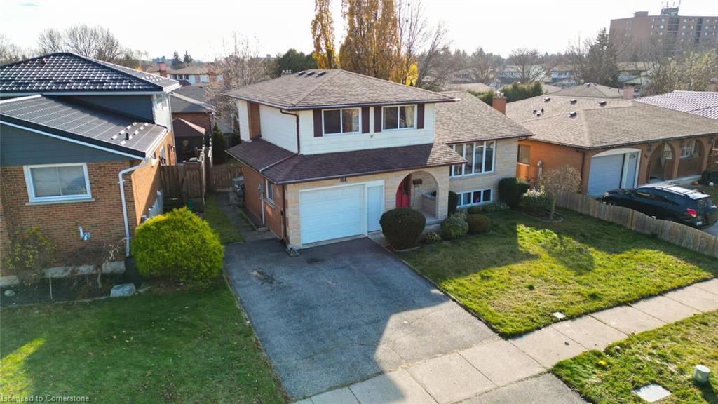 84 Wimbleton Crescent Property Photo 2