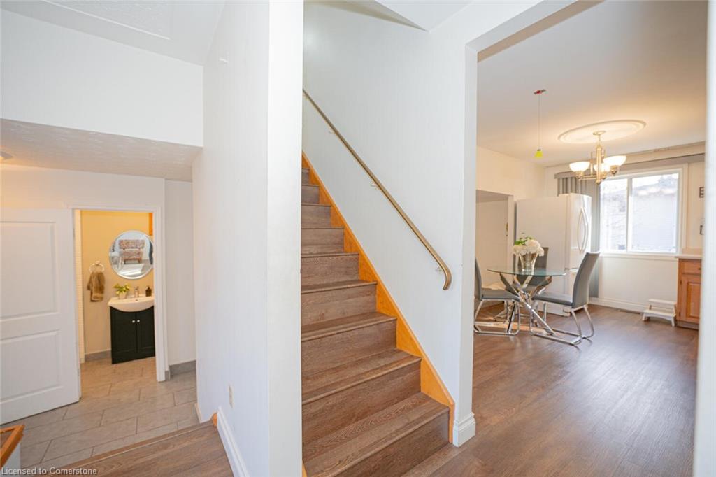 84 Wimbleton Crescent Property Photo 18