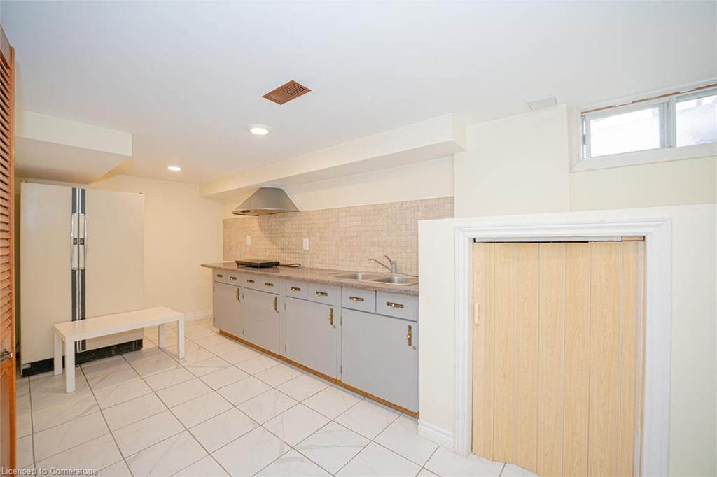 84 Wimbleton Crescent Property Photo 34