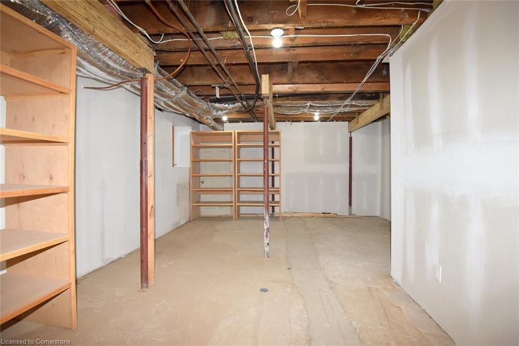 103-280 Wilson Street E Property Photo 15