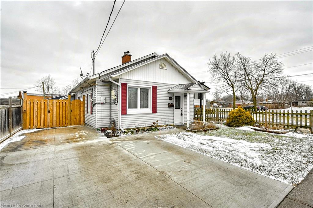 31 Woodrow Street Property Photo 2