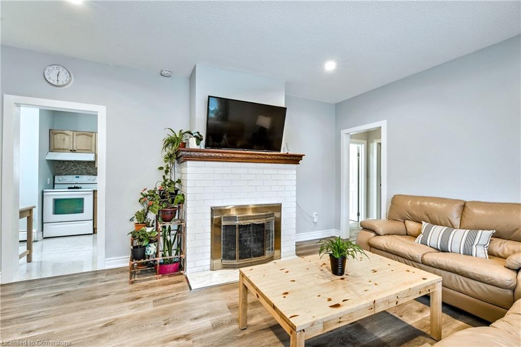 31 Woodrow Street Property Photo 6