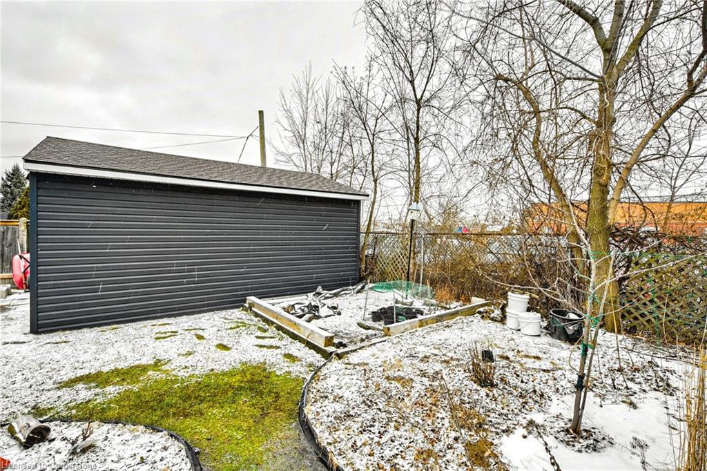 31 Woodrow Street Property Photo 38