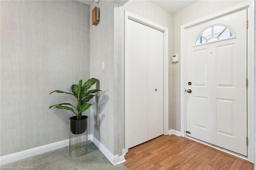 3566 Nadine Crescent Property Photo 5