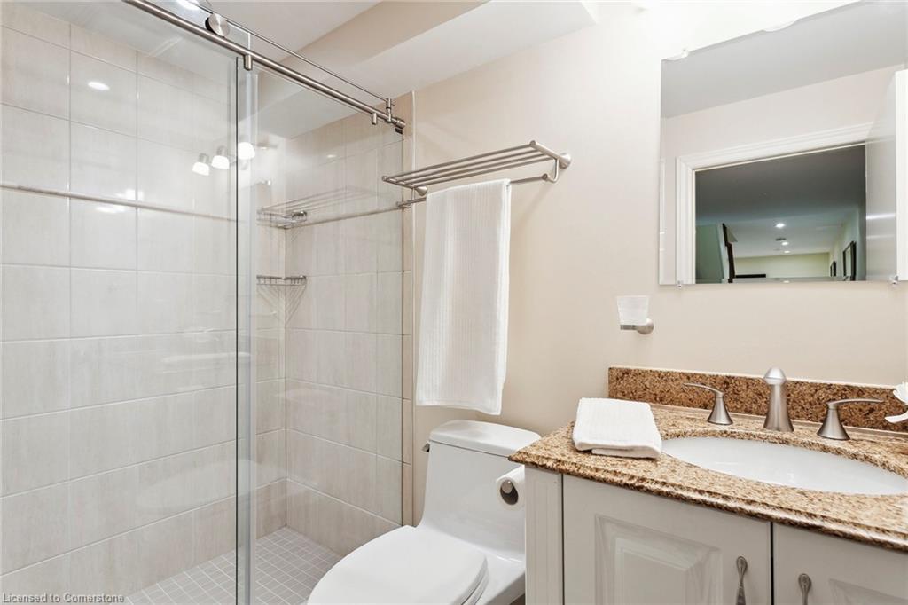 3566 Nadine Crescent Property Photo 47