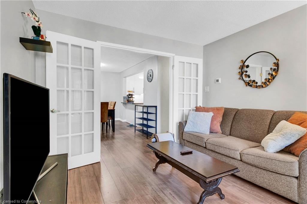 310-500 Westmount Road Property Photo 17