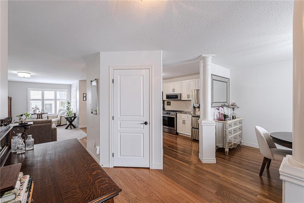 3 Cobblestone Drive Property Photo 8