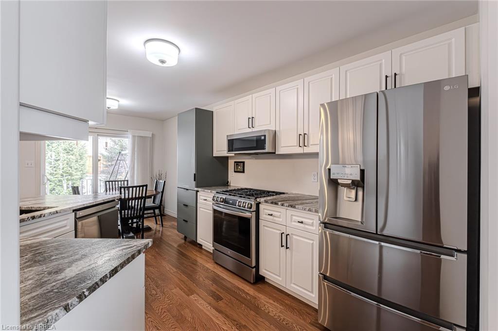 3 Cobblestone Drive Property Photo 12