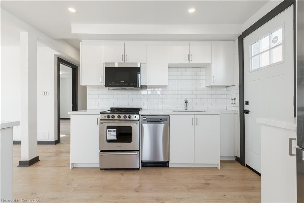 32 Britannia Avenue Property Photo 6