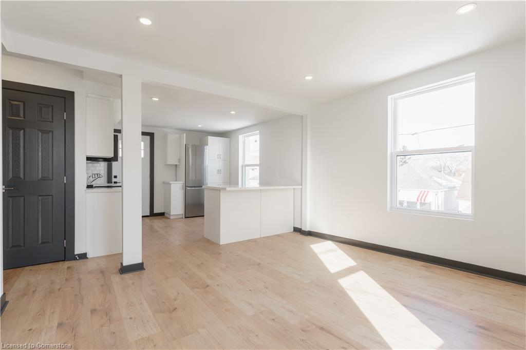 32 Britannia Avenue Property Photo 12