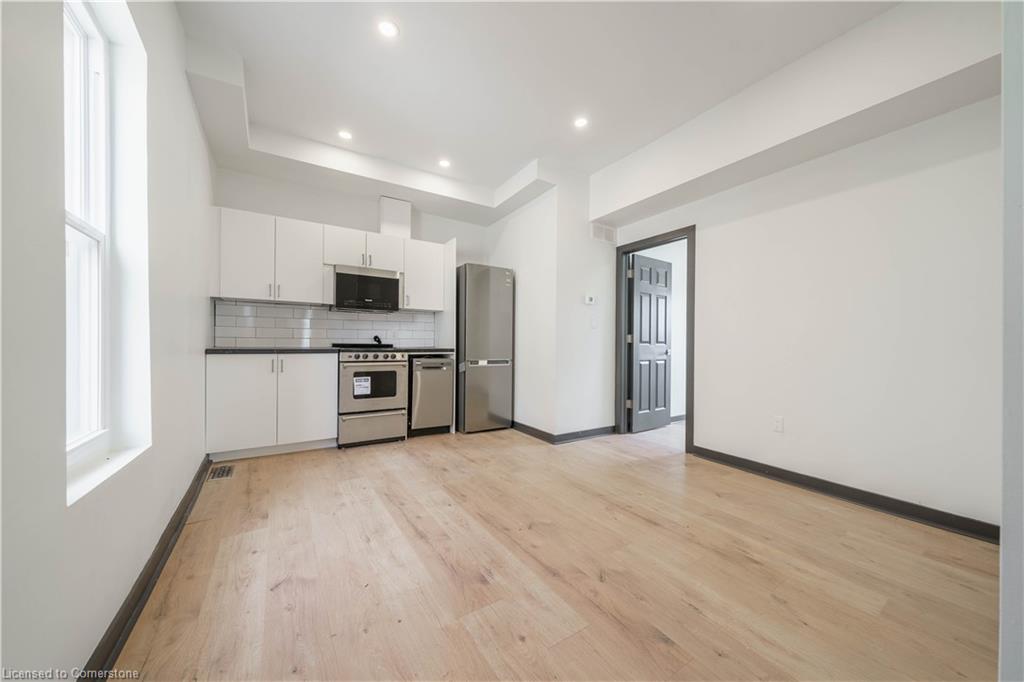32 Britannia Avenue Property Photo 26
