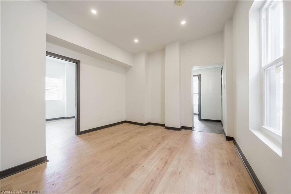 32 Britannia Avenue Property Photo 29