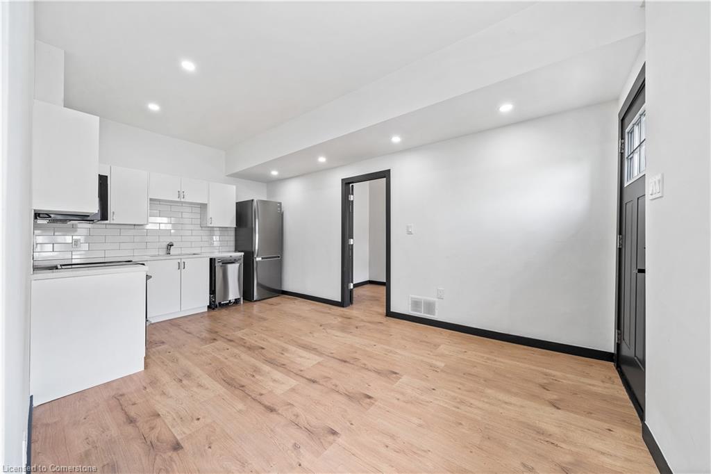 32 Britannia Avenue Property Photo 33