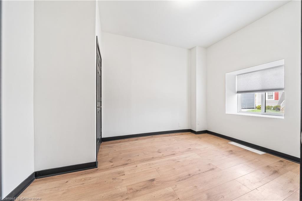 32 Britannia Avenue Property Photo 38