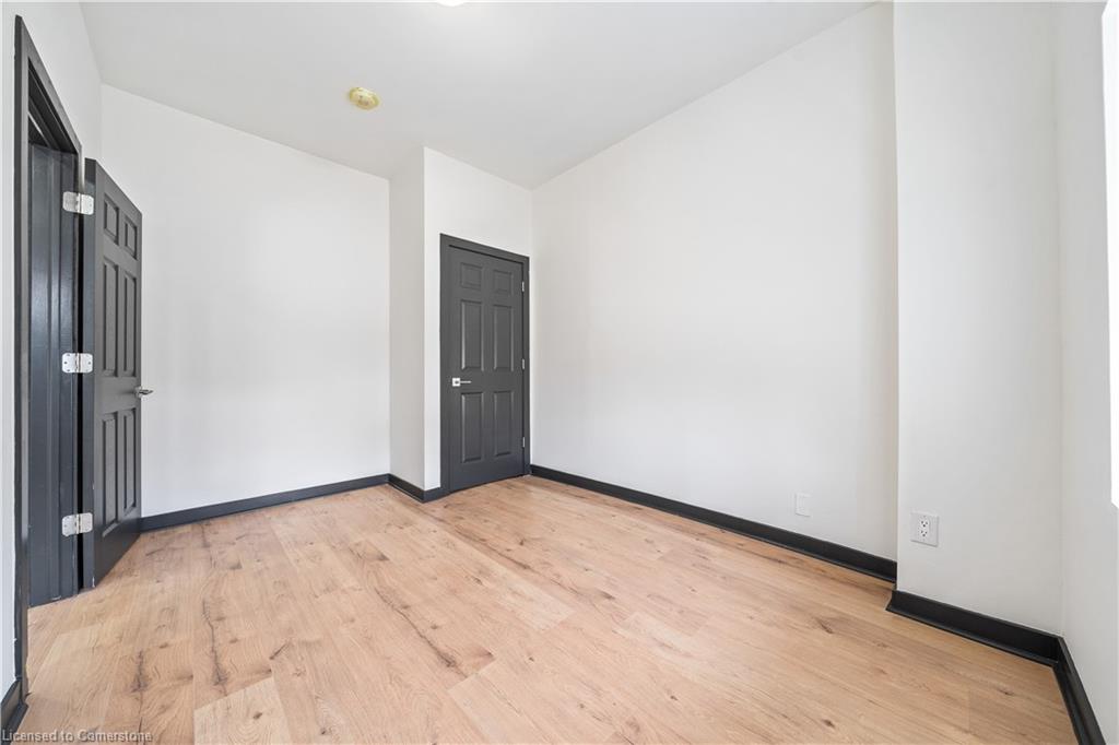 32 Britannia Avenue Property Photo 40