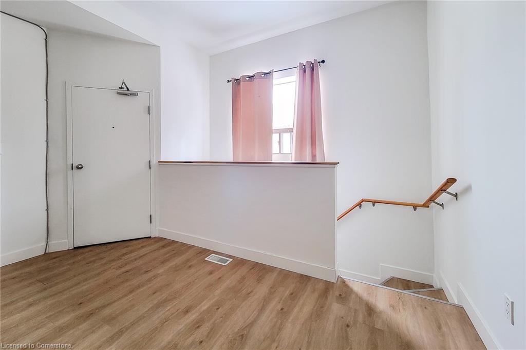5-255 Emerald Street N Property Photo 3