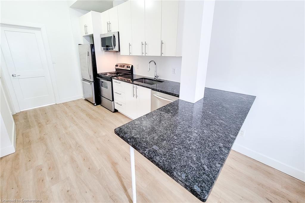 5-255 Emerald Street N Property Photo 9
