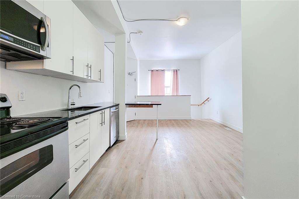 5-255 Emerald Street N Property Photo 10