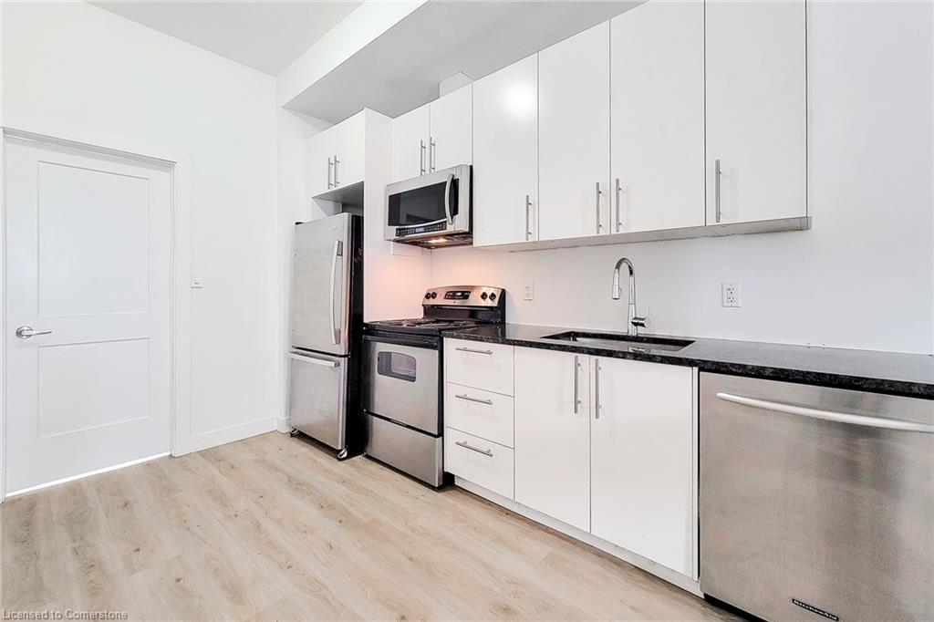 5-255 Emerald Street N Property Photo 11