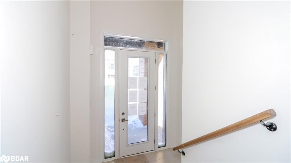 3778 Sunbank Crescent Property Photo 5