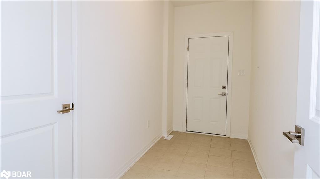 3778 Sunbank Crescent Property Photo 7