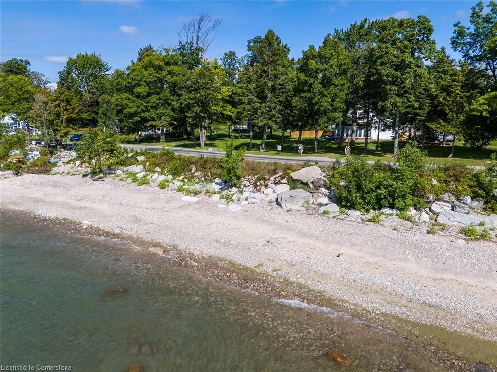 2431 Lakeshore Road Property Photo 6