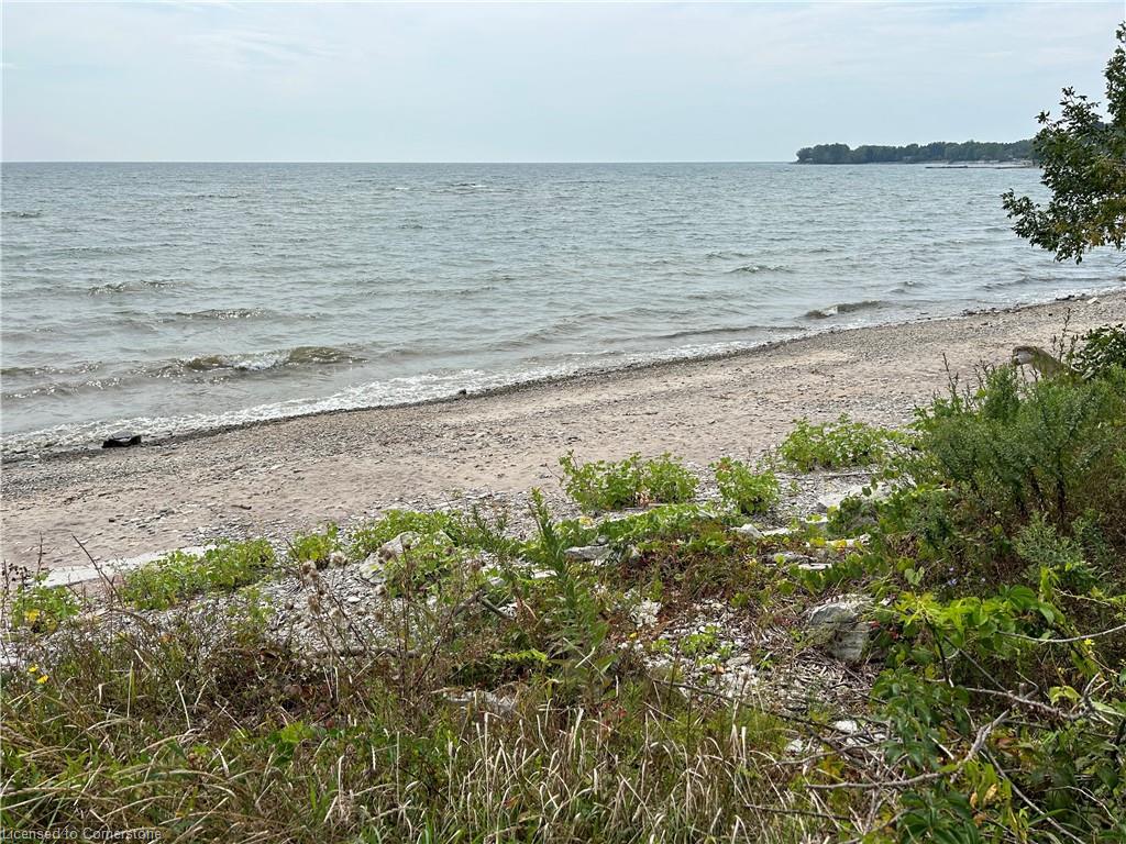 2431 Lakeshore Road Property Photo 7