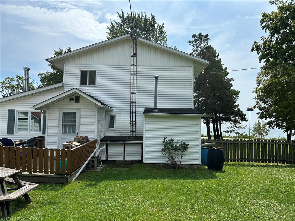 2431 Lakeshore Road Property Photo 15