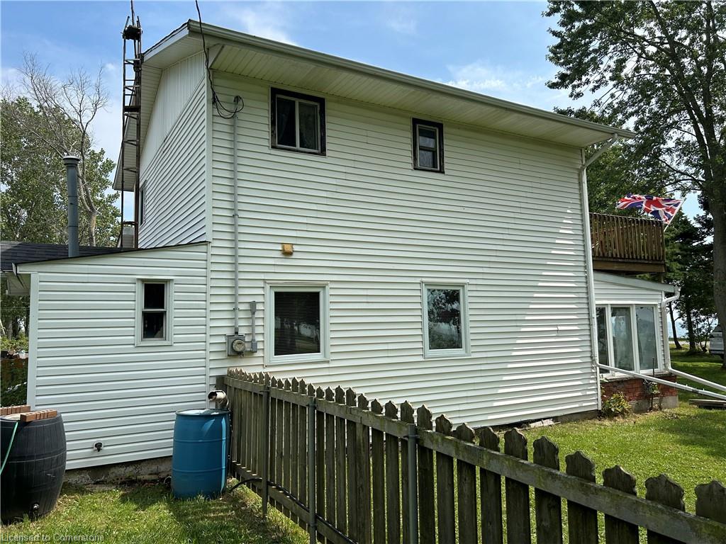 2431 Lakeshore Road Property Photo 17