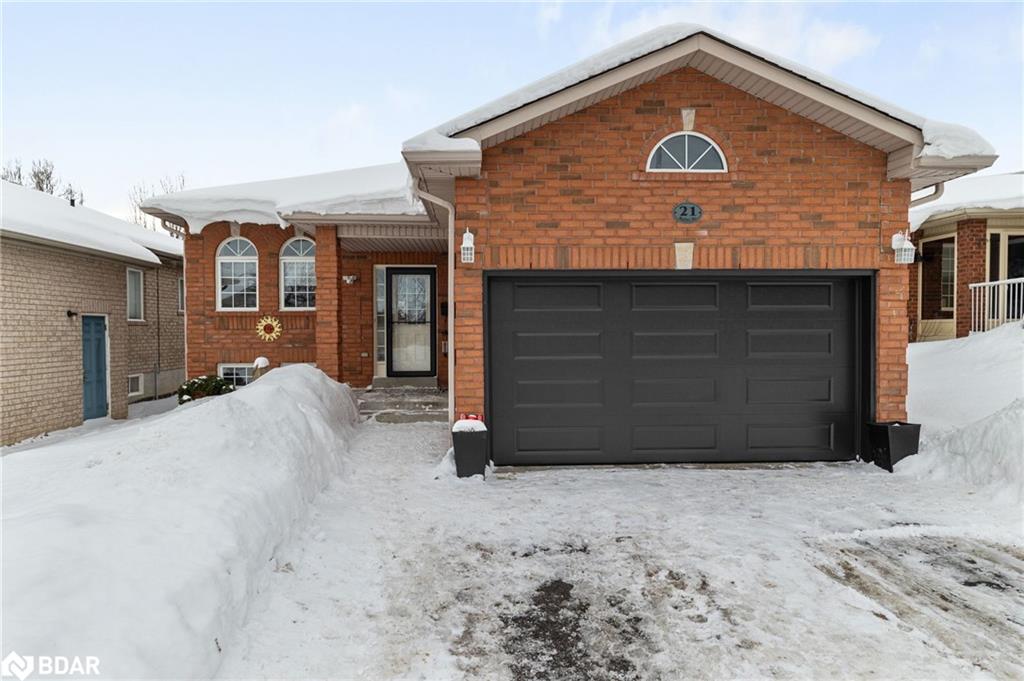 21 Ruffet Drive Property Photo 1