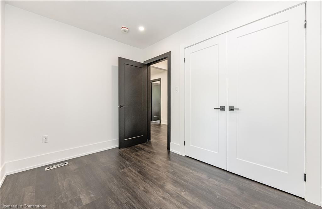 694 Upper Ottawa Street Property Photo 15