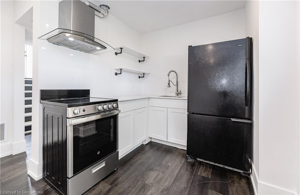 694 Upper Ottawa Street Property Photo 21