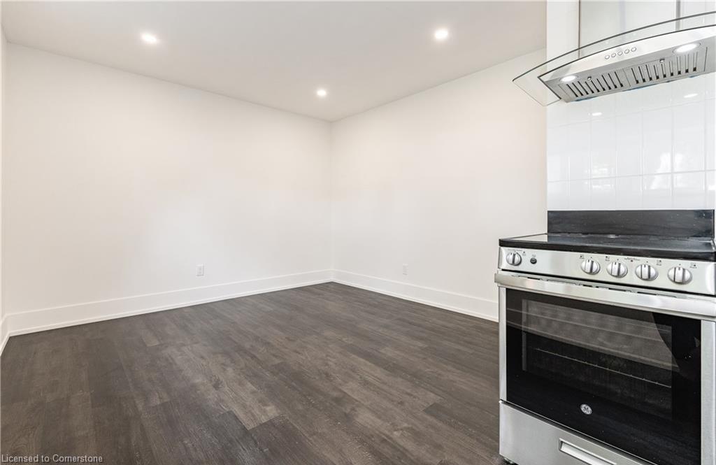 694 Upper Ottawa Street Property Photo 23