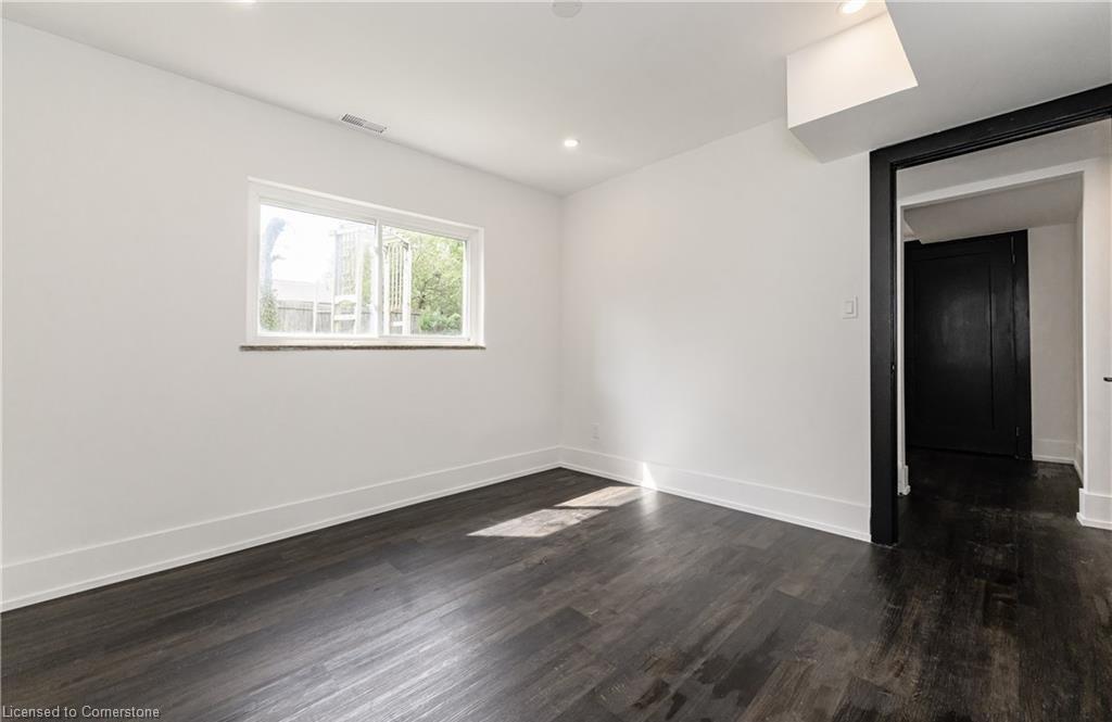 694 Upper Ottawa Street Property Photo 25