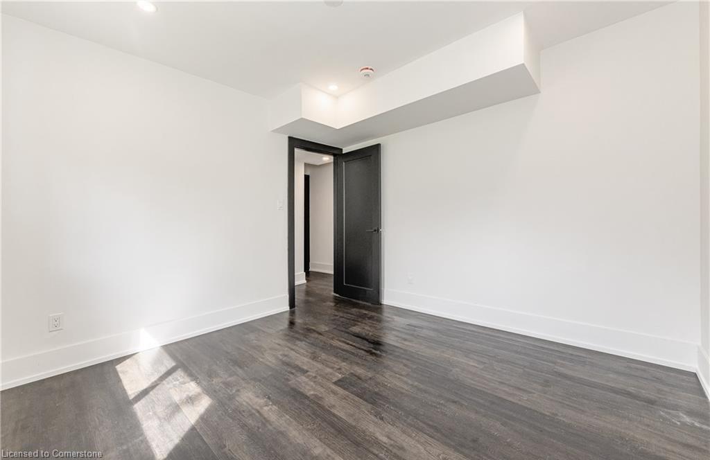694 Upper Ottawa Street Property Photo 27