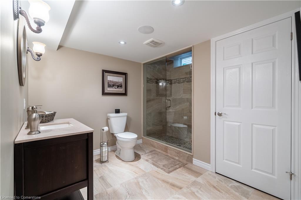 63 Hickory Crescent Property Photo 33