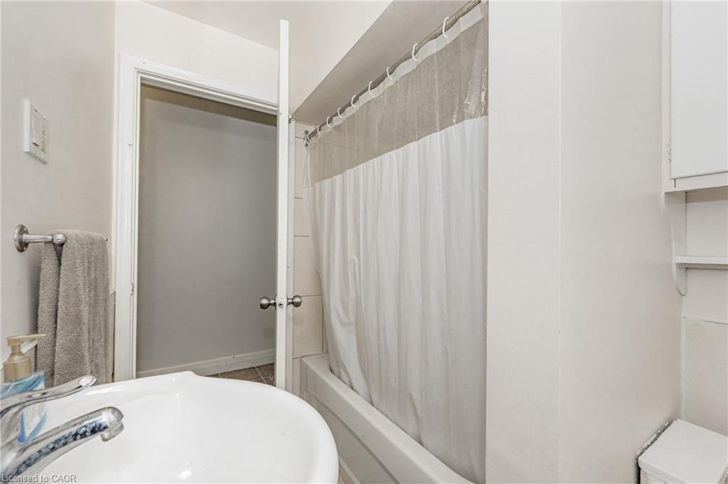 9 Cambridge Street Property Photo 17