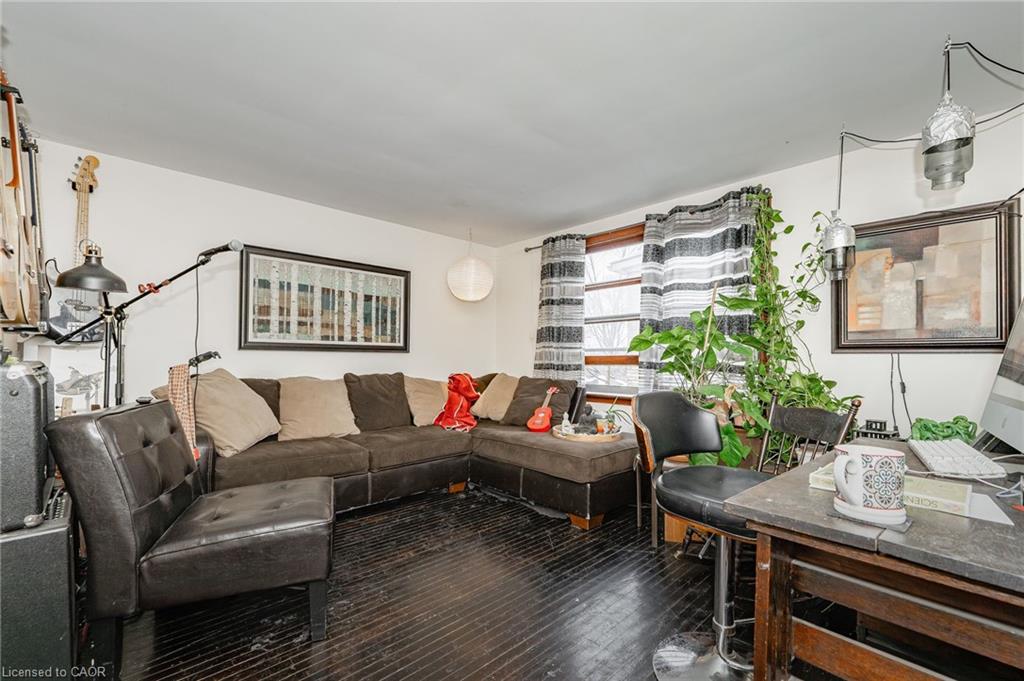 9 Cambridge Street Property Photo 21
