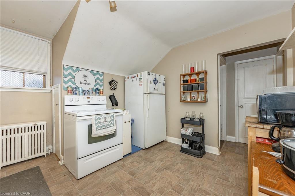 9 Cambridge Street Property Photo 29