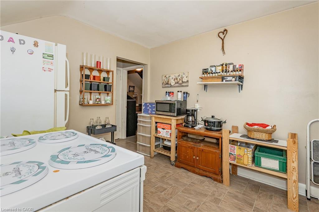 9 Cambridge Street Property Photo 31