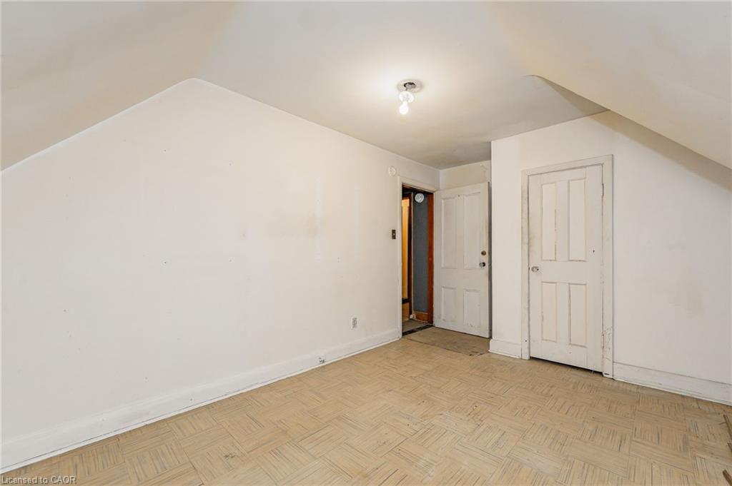 9 Cambridge Street Property Photo 33