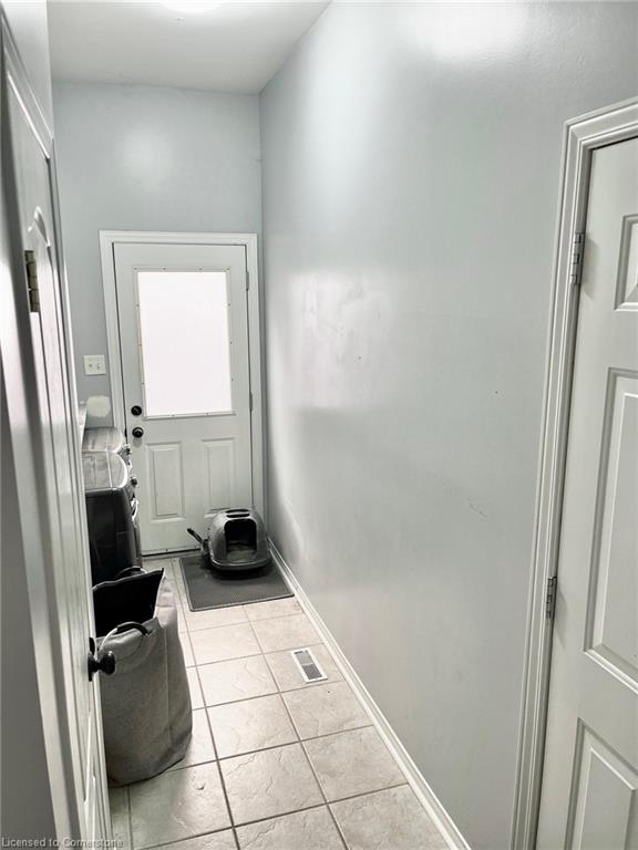 18 Woodcrest Court Property Photo 4