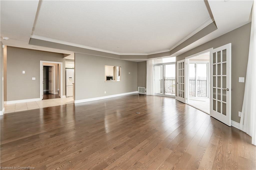 1003-1477 Lakeshore Road Property Photo 6