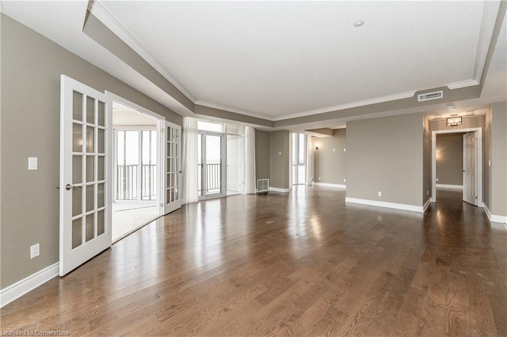 1003-1477 Lakeshore Road Property Photo 7